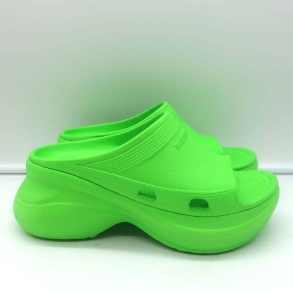 Balenciaga x Crocs Pool Slide Sandals Neon Green Rubber Size 36 NEW - Picture 2 of 11